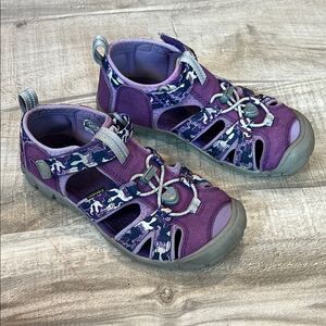 Keen Seacamp purple camo water washable sandals size 2